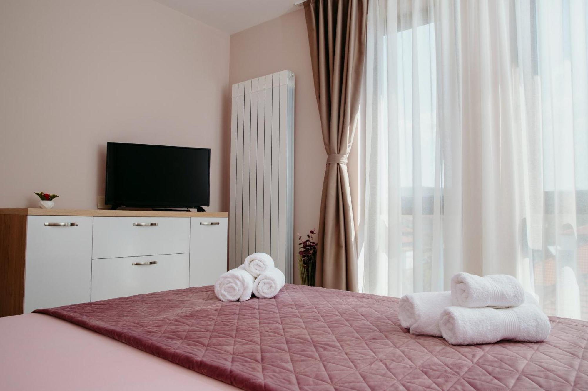 Rose Valley Apartment Kazanłyk Zewnętrze zdjęcie