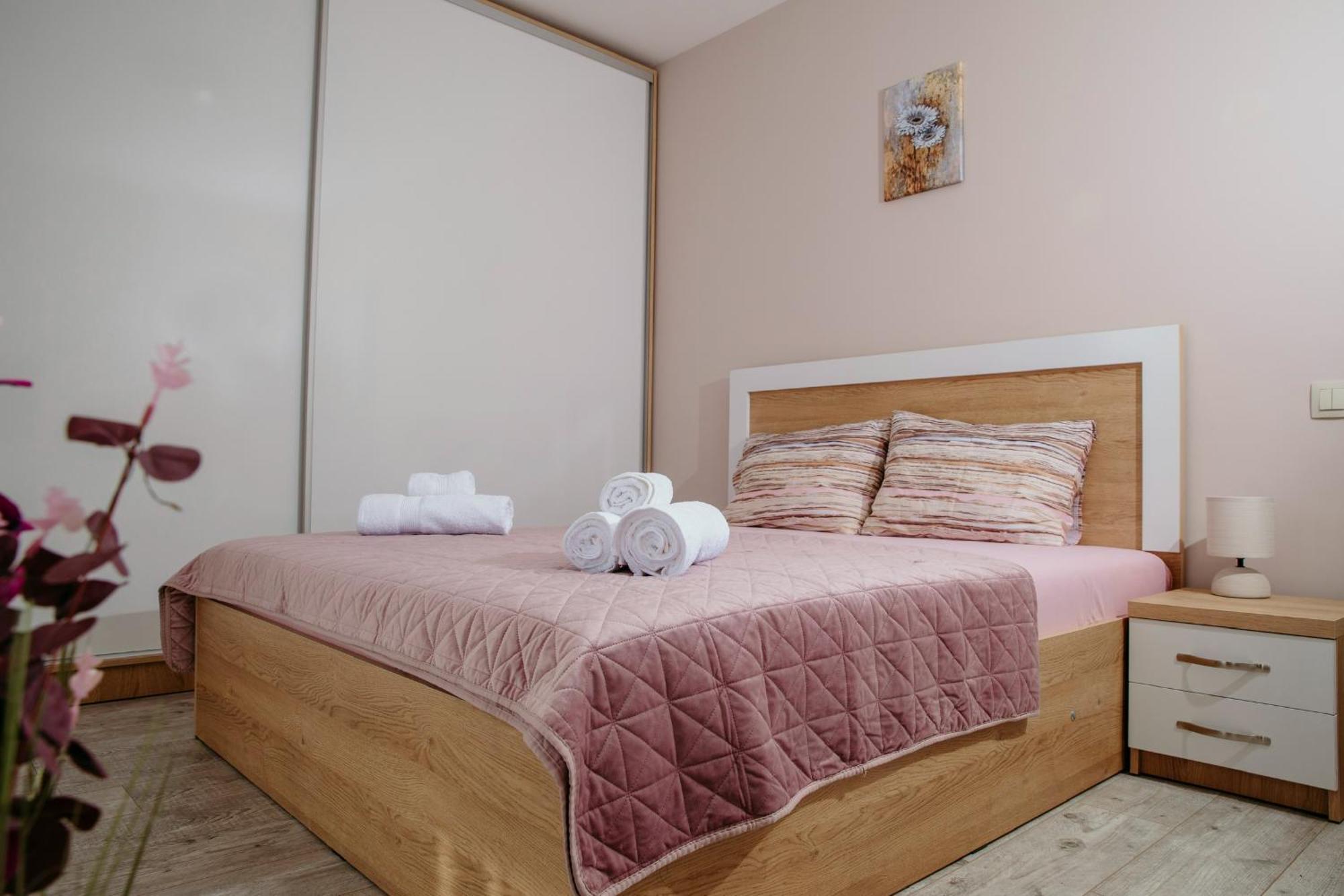 Rose Valley Apartment Kazanłyk Zewnętrze zdjęcie